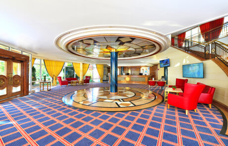 The Monarch Hotel – Lobby
