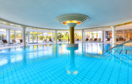 The Monarch Hotel – Schwimmbad